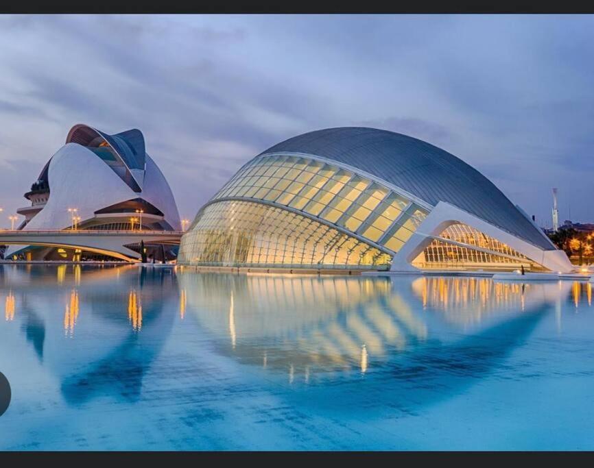 Centrico Cerca Al Ayuntamiento+Luminoso+Acogedor Apartment Valencia Exterior photo